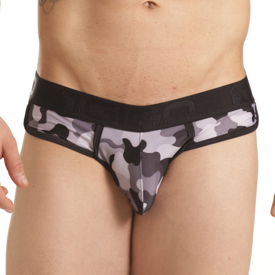 COMBAT GRAY BRIEF